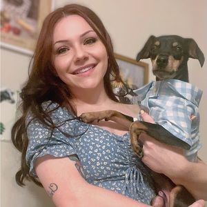 Meet your Posher, Calesta